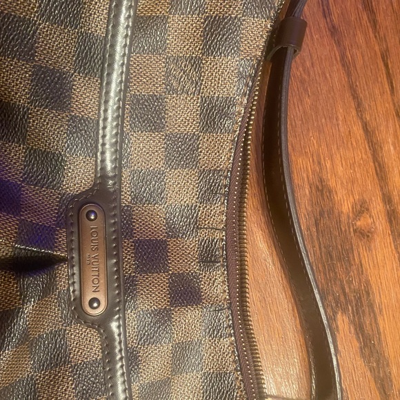 LV Bloomsbury crossbody - Picture 2 of 9